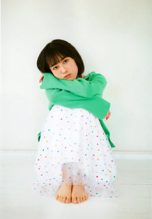Tomori Kusunoki feet photo 3