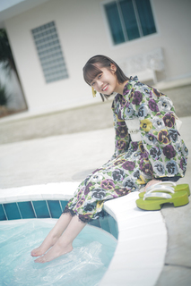 Tomori Kusunoki feet photo 8