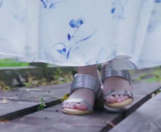Tomori Kusunoki feet photo 5