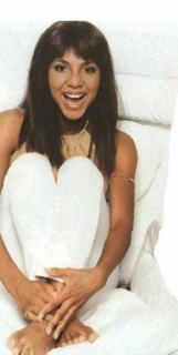 Toni Braxton feet photo thumbnail