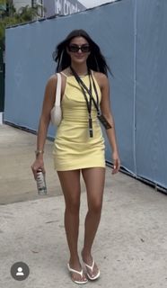 Toni Breidinger feet photo 8