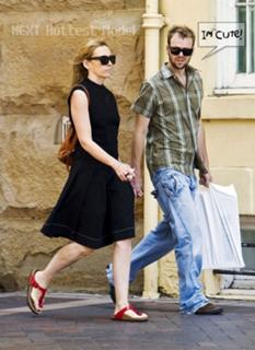 Toni Collette feet photo thumbnail