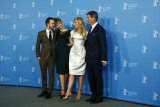Toni Collette feet photo thumbnail