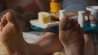 Toni Collette feet photo thumbnail