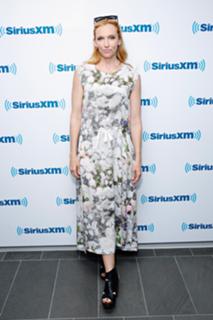 Toni Collette feet photo thumbnail