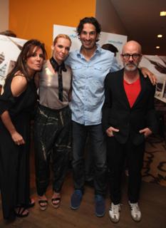 Toni Collette feet photo thumbnail