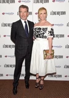 Toni Collette feet photo thumbnail