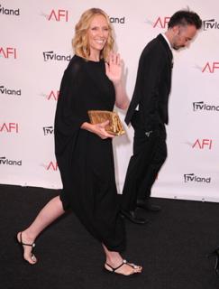 Toni Collette feet photo thumbnail