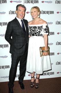 Toni Collette feet photo thumbnail