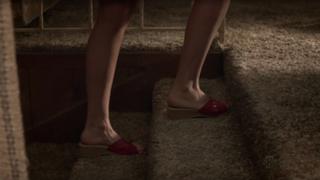 Toni Collette feet photo thumbnail