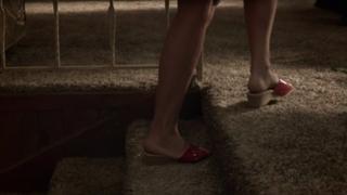 Toni Collette feet photo thumbnail