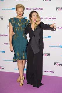 Toni Collette feet photo thumbnail