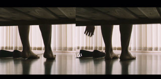 Toni Collette feet photo thumbnail