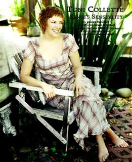 Toni Collette feet photo thumbnail