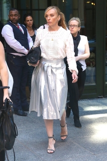 Toni Collette feet photo thumbnail