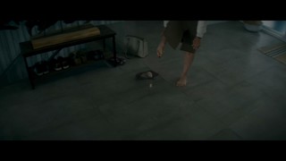 Toni Collette feet photo thumbnail