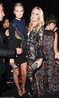 Toni Garrn feet photo thumbnail