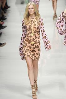 Toni Garrn feet photo thumbnail