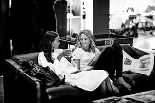 Toni Garrn feet photo thumbnail