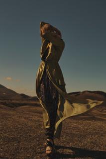 Toni Garrn feet photo thumbnail