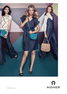 Toni Garrn feet photo thumbnail