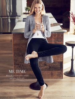 Toni Garrn feet photo thumbnail