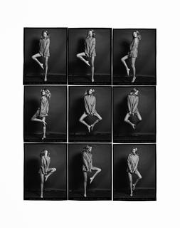 Toni Garrn feet photo thumbnail