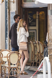 Toni Garrn feet photo thumbnail