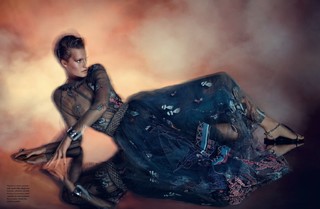 Toni Garrn feet photo thumbnail