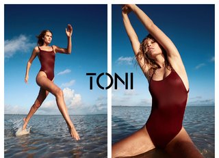 Toni Garrn feet photo thumbnail