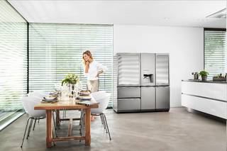 Toni Garrn feet photo thumbnail