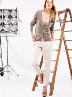 Toni Garrn feet photo thumbnail