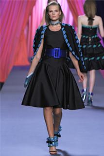 Toni Garrn feet photo thumbnail