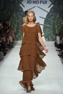 Toni Garrn feet photo thumbnail