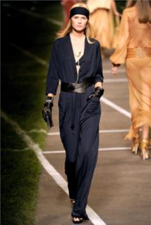 Toni Garrn feet photo thumbnail