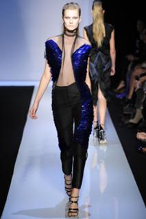 Toni Garrn feet photo thumbnail