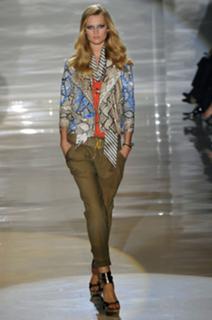 Toni Garrn feet photo thumbnail