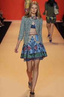 Toni Garrn feet photo thumbnail