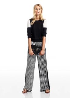 Toni Garrn feet photo thumbnail