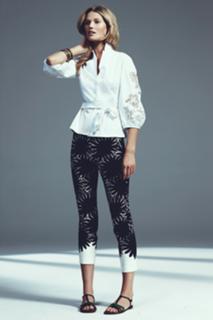 Toni Garrn feet photo thumbnail