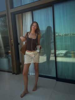 Toni Garrn feet photo 1
