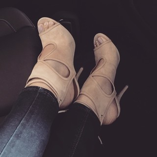 Toni Gonzaga feet photo 16