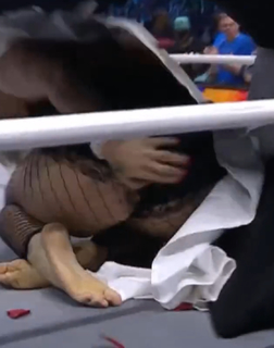 Toni Rossall feet photo thumbnail