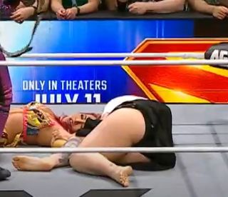 Toni Rossall feet photo thumbnail