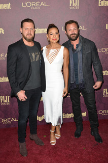 Toni Trucks feet photo 8