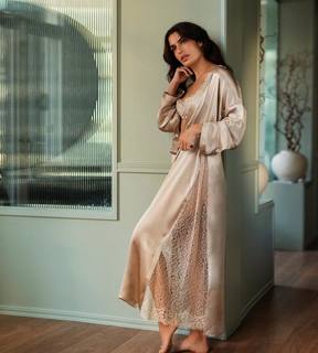 Tonia Sotiropoulou feet photo 1