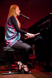 Tori Amos feet photo 1