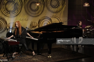 Tori Amos feet photo 4