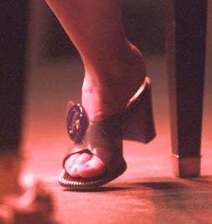 Tori Amos feet photo 9