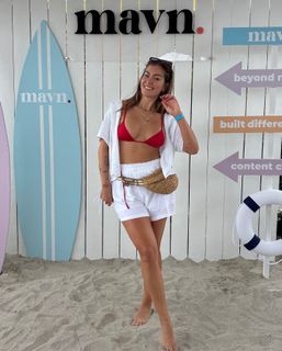 Tori Deal feet photo 19